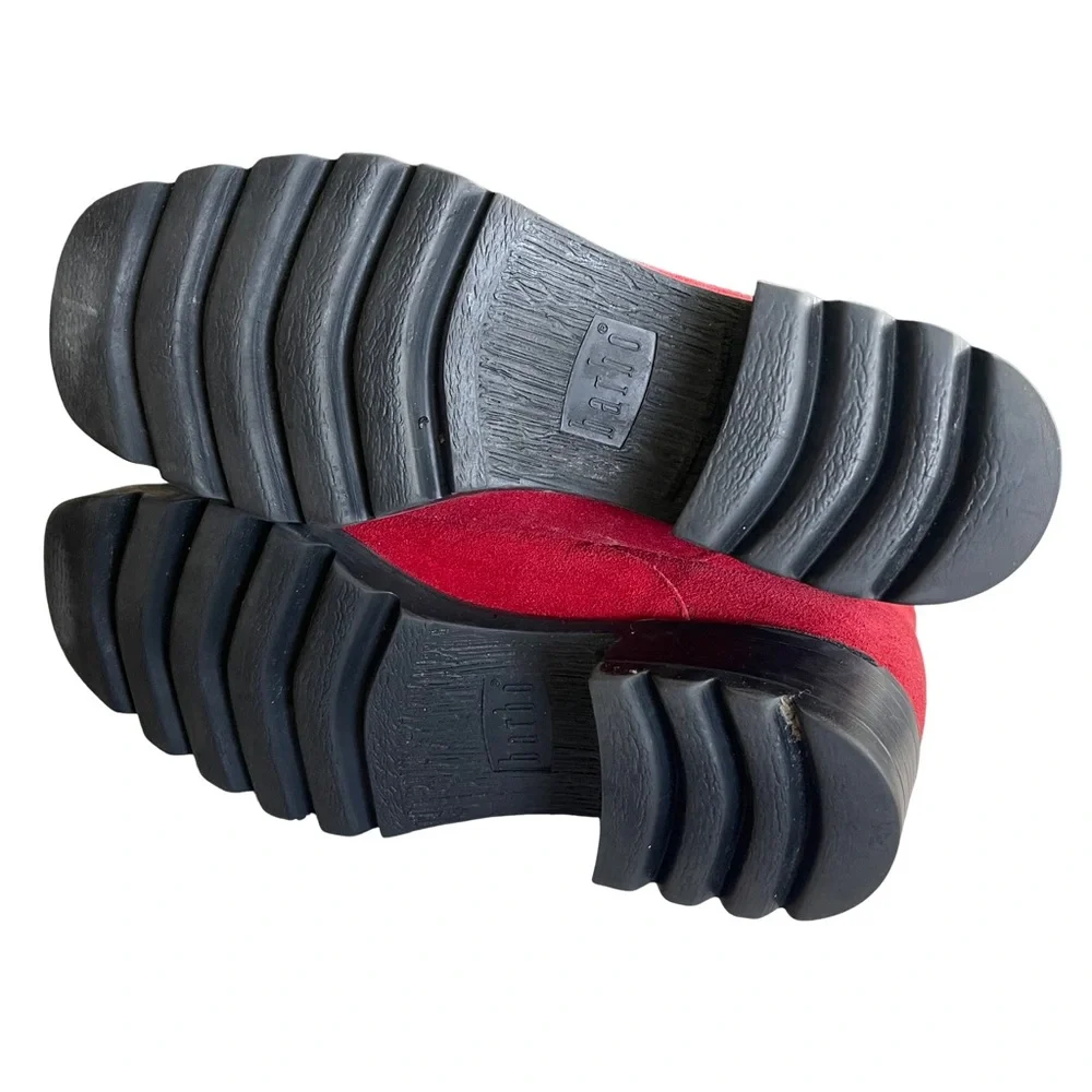 BARBO Red Suede ankle boot Booties with Front Zipper. Very Nice. Size 7
